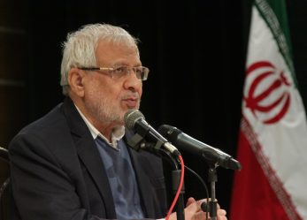 بادامچیان: نظام اسلامی استکبار جهانی را در منطقه به زانو درآورده است