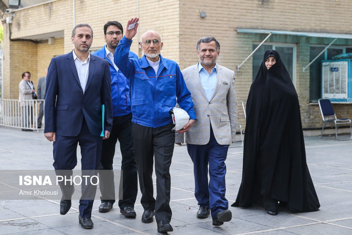 گزارش تصویری ثبت نام مهندس سید مصطفی میرسلیم برای انتخابات ریاست جمهوری