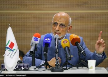 میرسلیم در دانشگاه علوم تحقیقات: روحانی در این سالها هنوز به برخی وزرا وقت ملاقات نداده است/ادامه وضع موجود یعنی «تمدید بحران»/نگاه دولت یازدهم فقط به آمریکاست