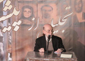 حبیبی در مراسم تجلیل از پیشکسوتان انقلاب: رشد تحزب در کشور تضادی با نظام مبتنی بر ولایت فقیه ندارد/ یکی از نواقص کشور این است که تحزب در آن جان نگرفته است