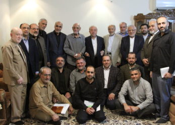 تجلیل اعضای شورای مرکزی حزب موتلفه اسلامی از «مصطفی حائری زاده»، پیشکسوت و مبارز انقلابی