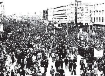 دکتر جهانی دبیر حزب مؤتلفه اسلامی آذربایجانشرقی در تحلیل قیام ۲۹ بهمن سال ۱۳۵۶ مردم قهرمان پرور آذربایجان و تبریز ،علل و عوامل و نتایج پیروزی مردم تبریز و اهمیت دیدار امسال مردم آذربایجان بمناسبت ۲۹ بهمن با حضرت امام خامنه ای (دامه عزه … الشریف) چنین بیان می نماید.
