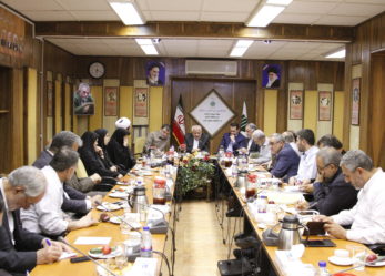 نشست ماهانه فراکسیون اصولگرایان خانه احزاب با حضور برخی دبیران کل احزاب اصولگرا و مسئولان سیاسی آنها به میزبانی حزب موتلفه اسلامی برگزار شد