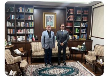 در دیدار با سفیر پاکستان: پیشنهاد “ناتوی اسلامی در برابر صهیونیسم”