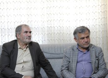 دیدار صمیمانه دبیرکل حزب موتلفه اسلامی با خانواده سردار شهید امیرعلی حاجی‌زاده
