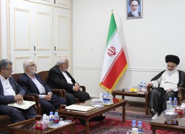 دیدار دبیرکل و برخی از اعضای شورای مرکزی با علمای قم
