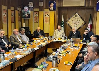 دولت از ظرفیت احزاب برای حل مشکلات استفاده کند