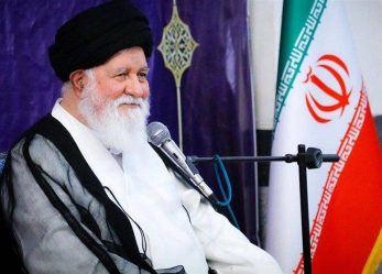 آیت الله علم الهدی در دیدار با دبیرکل حزب موتلفه اسلامی: امروز هر روحانی ای در صحنه سیاسی و اجتماعی فعال باشد موردهجوم ضدانقلاب است