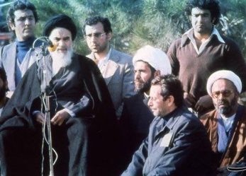 دروغ‌پردازی و شایعه پراکنی‌ها در بهمن ۱۳۵۷